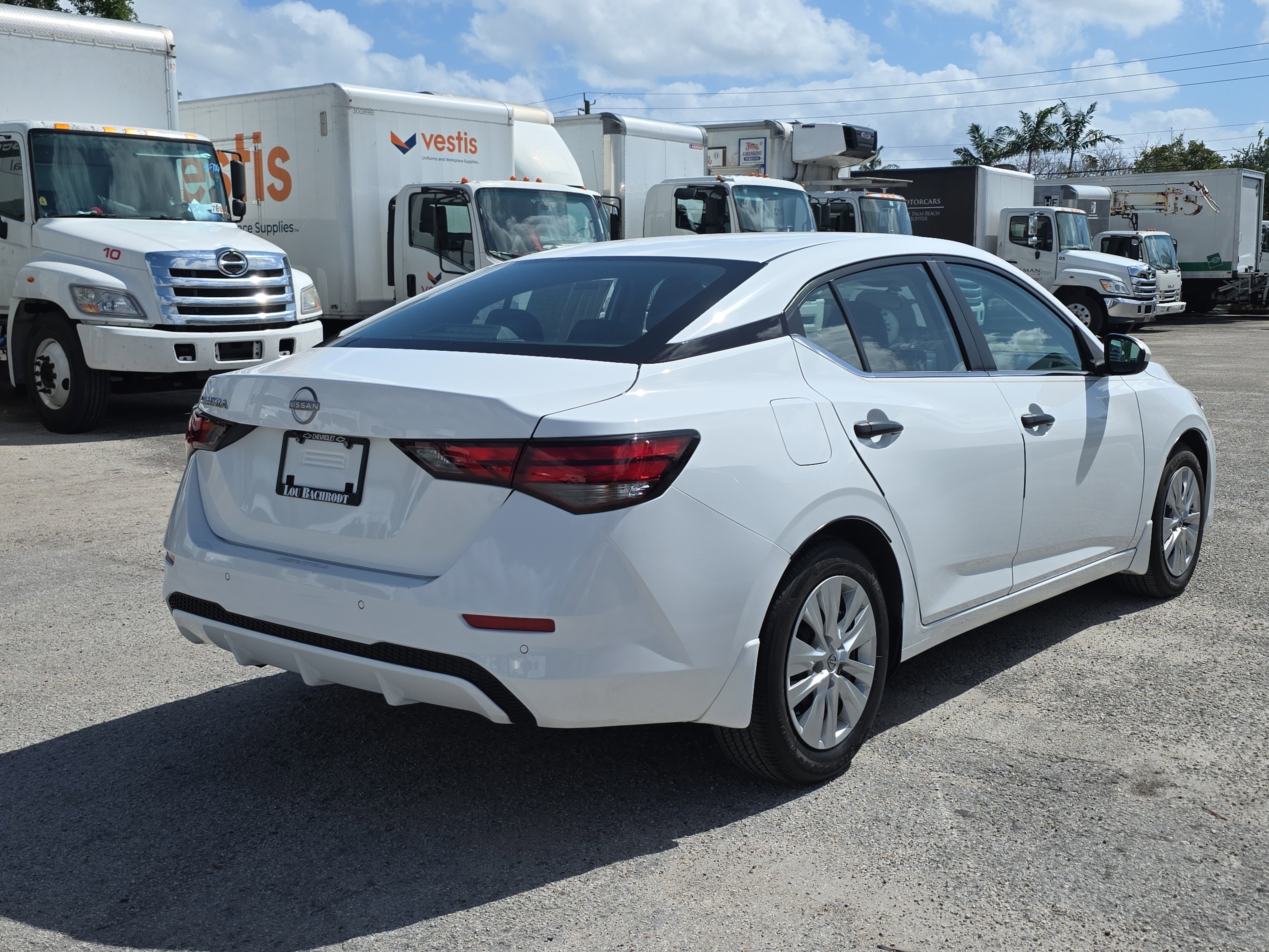 Used 2024 Nissan Sentra S image 7