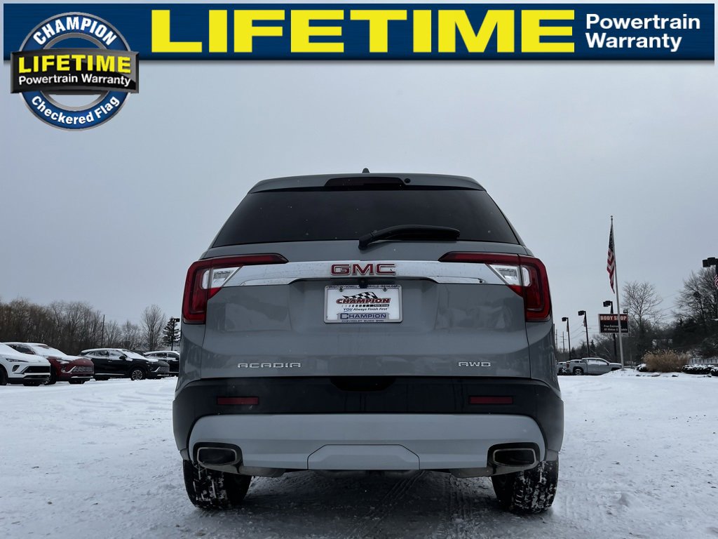 Certified 2023 GMC Acadia SLT w/ Trailering Package image 11