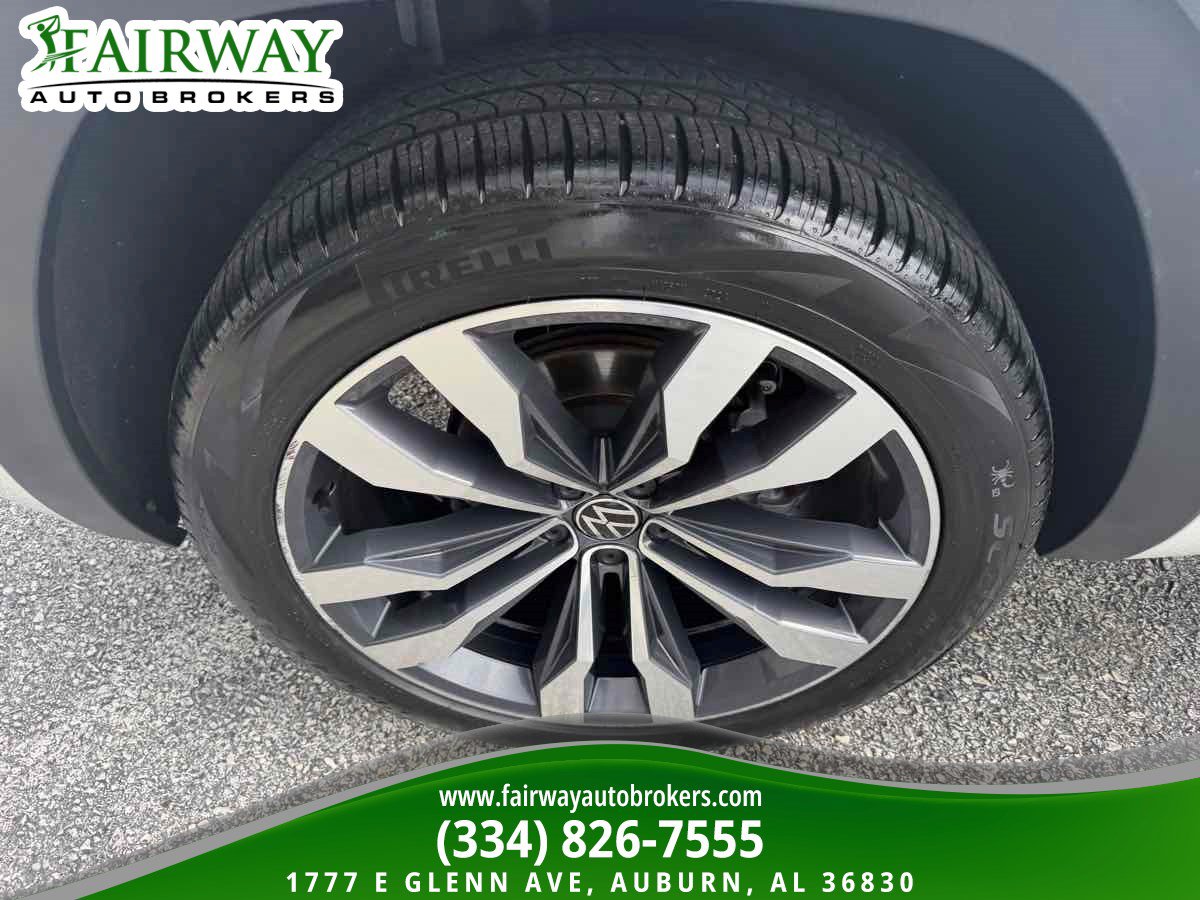 Used 2021 Volkswagen Atlas Cross Sport SEL Premium R-Line AWD/4WD image 31