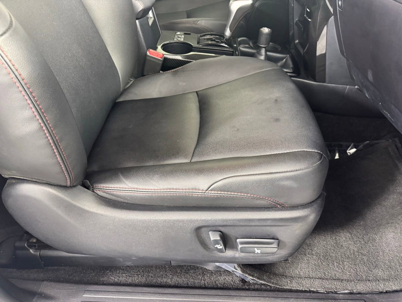 Used 2024 Toyota 4Runner TRD Off-Road Premium image 28