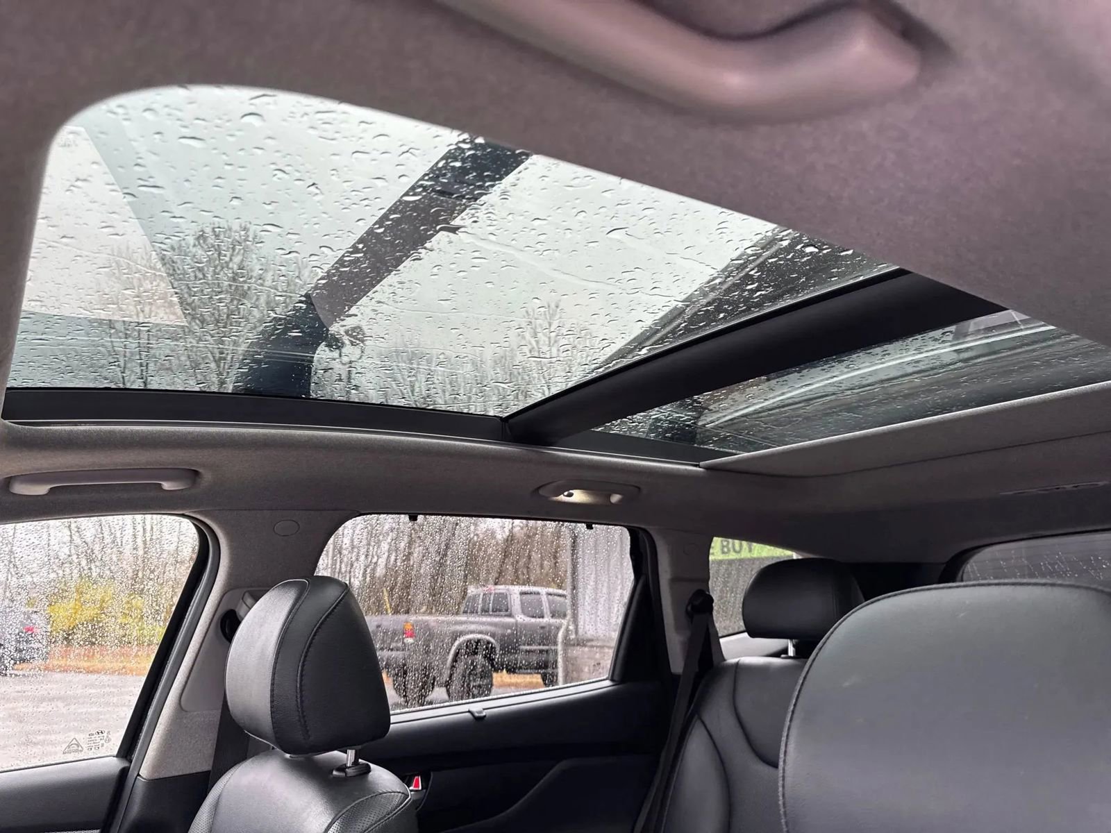 Used 2019 Hyundai Santa Fe AWD image 22