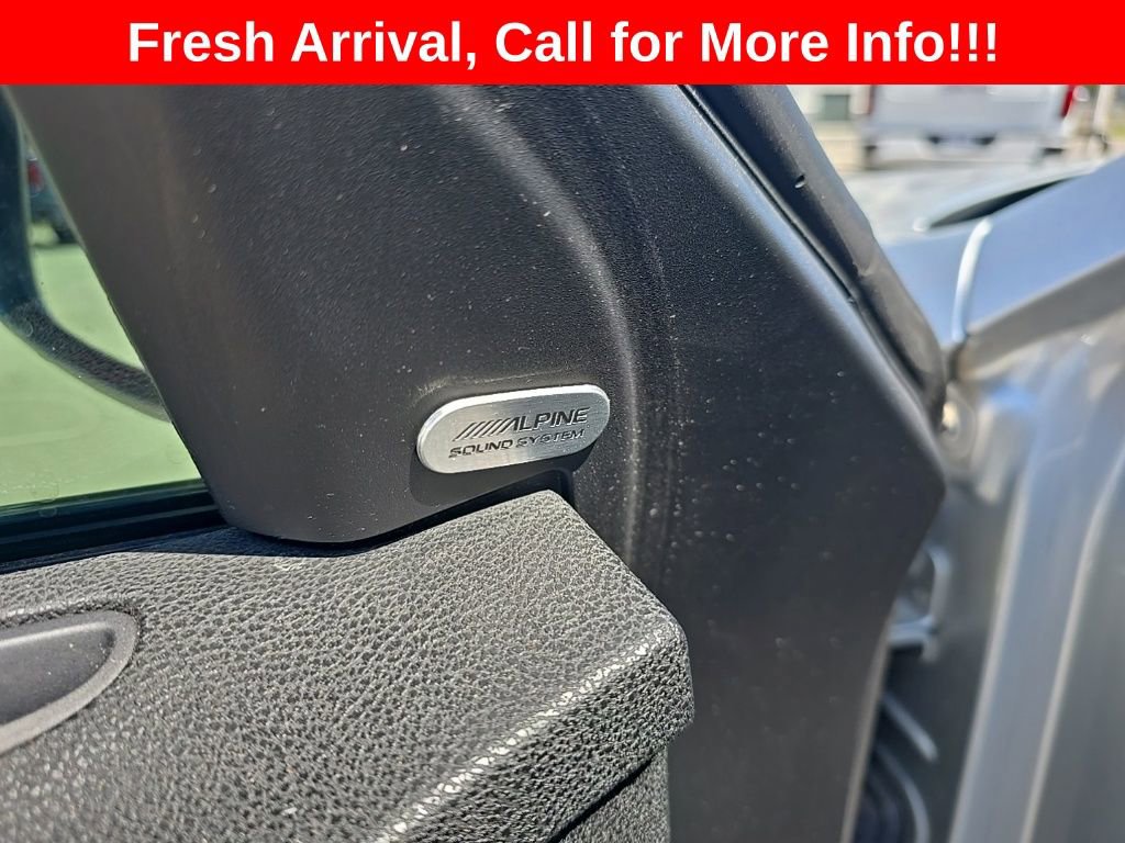 Used 2019 Chrysler 300 S RWD image 15