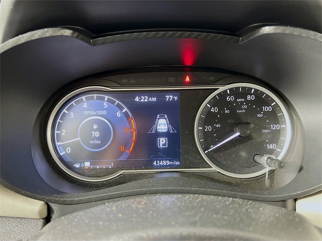 Used 2020 Nissan Versa SV image 14