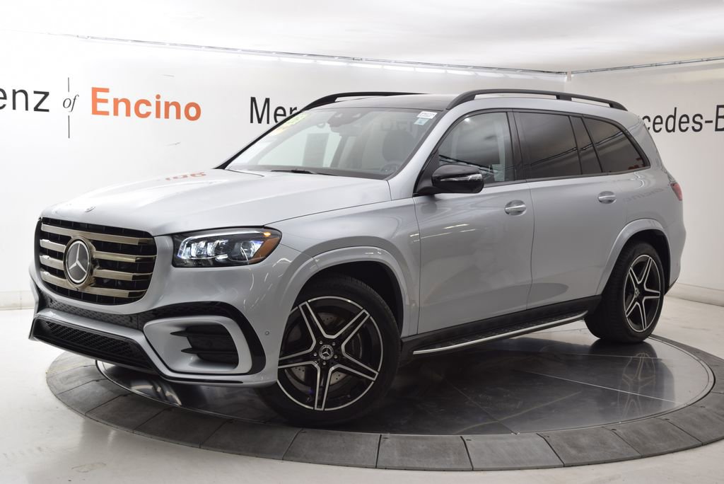 Used 2026 Mercedes-Benz GLS 450 4MATIC image 2