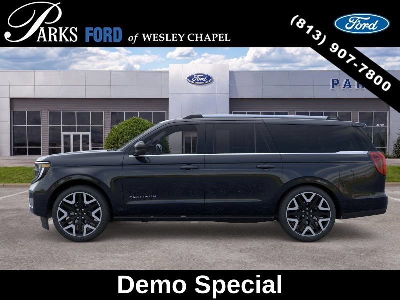 New 2026 Ford Expedition Max Platinum w/ Platinum Ultimate Package AWD/4WD image 3