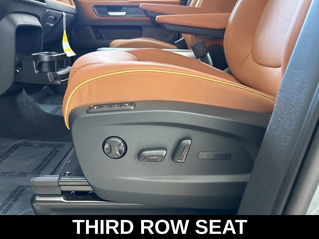 New 2025 Volkswagen ID. Buzz Pro S image 10