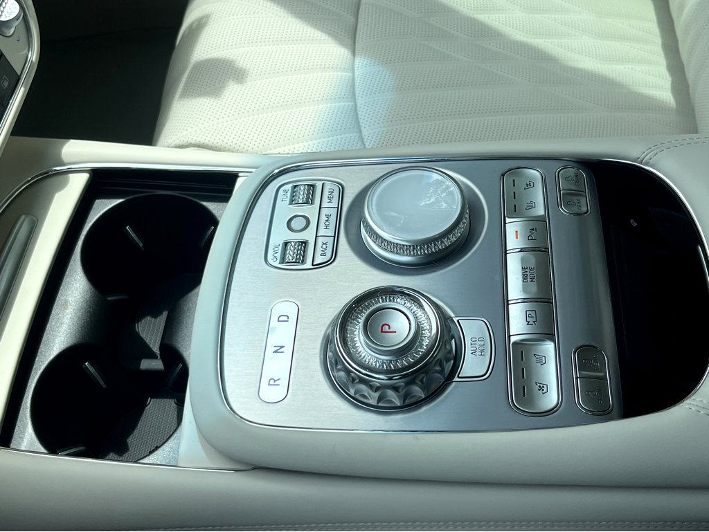 New 2025 Genesis G90 3.5T image 23