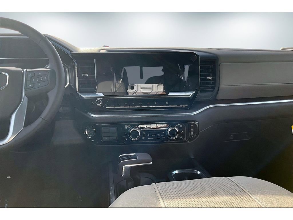 New 2026 GMC Sierra 1500 SLT w/ SLT Premium Package image 6
