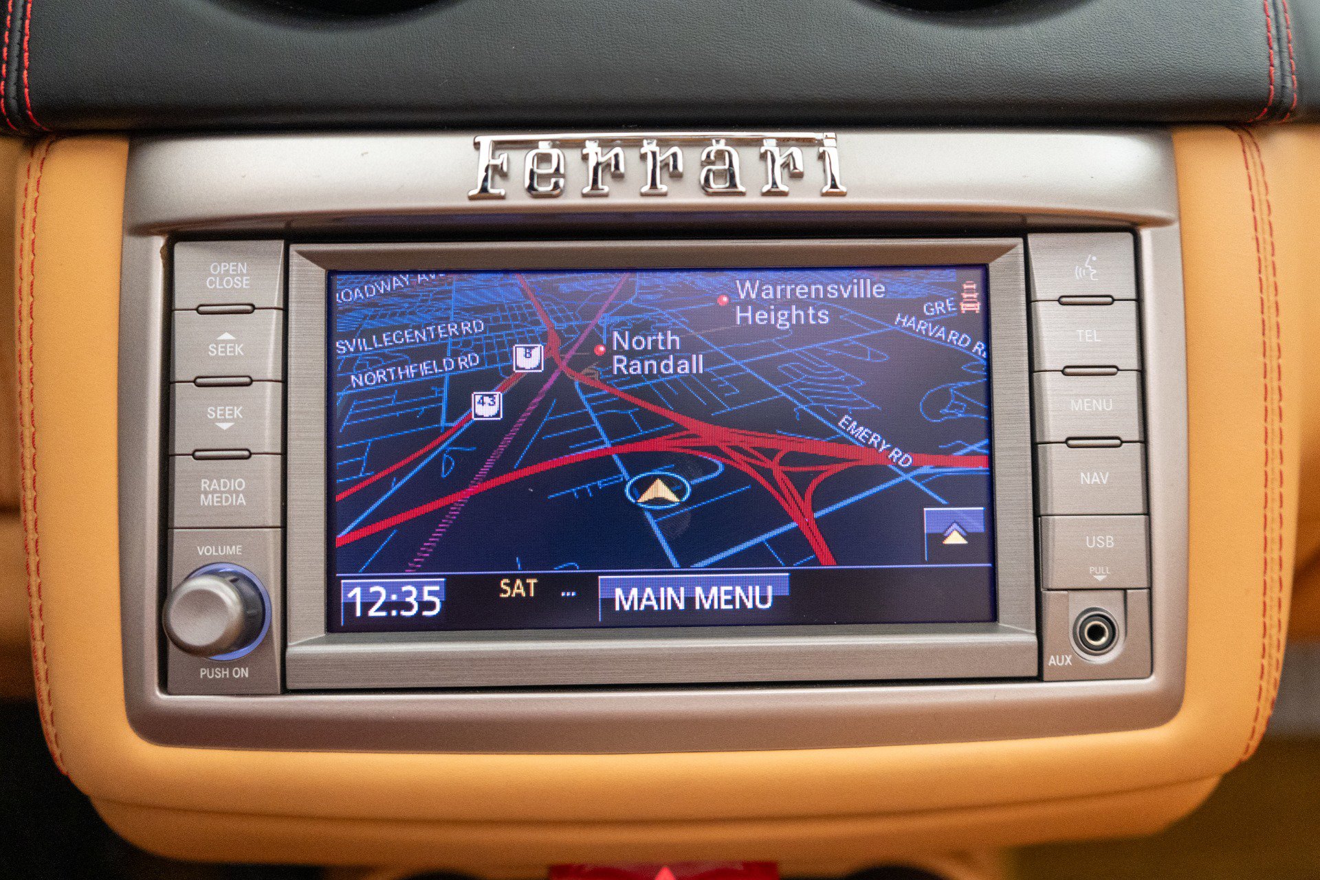 Used 2013 Ferrari California RWD image 17