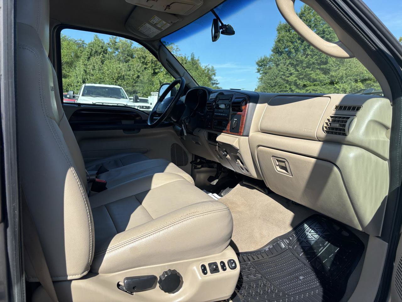 Used 2007 Ford F250 Lariat AWD/4WD image 15