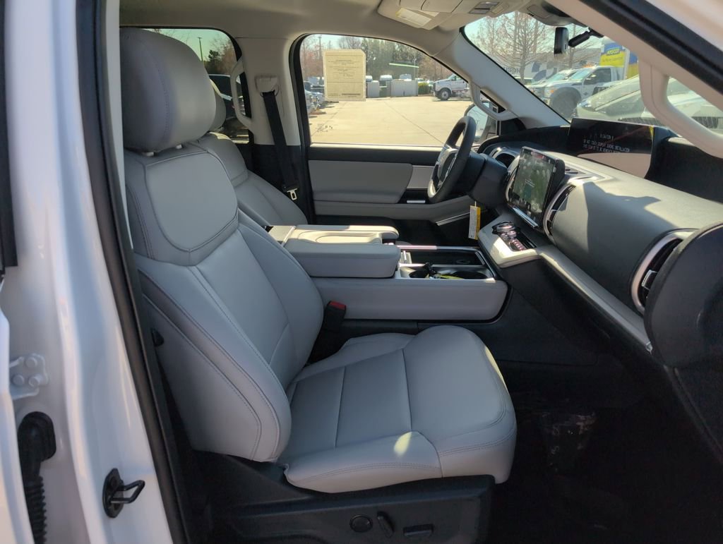 New 2026 Ford Expedition Active RWD image 12