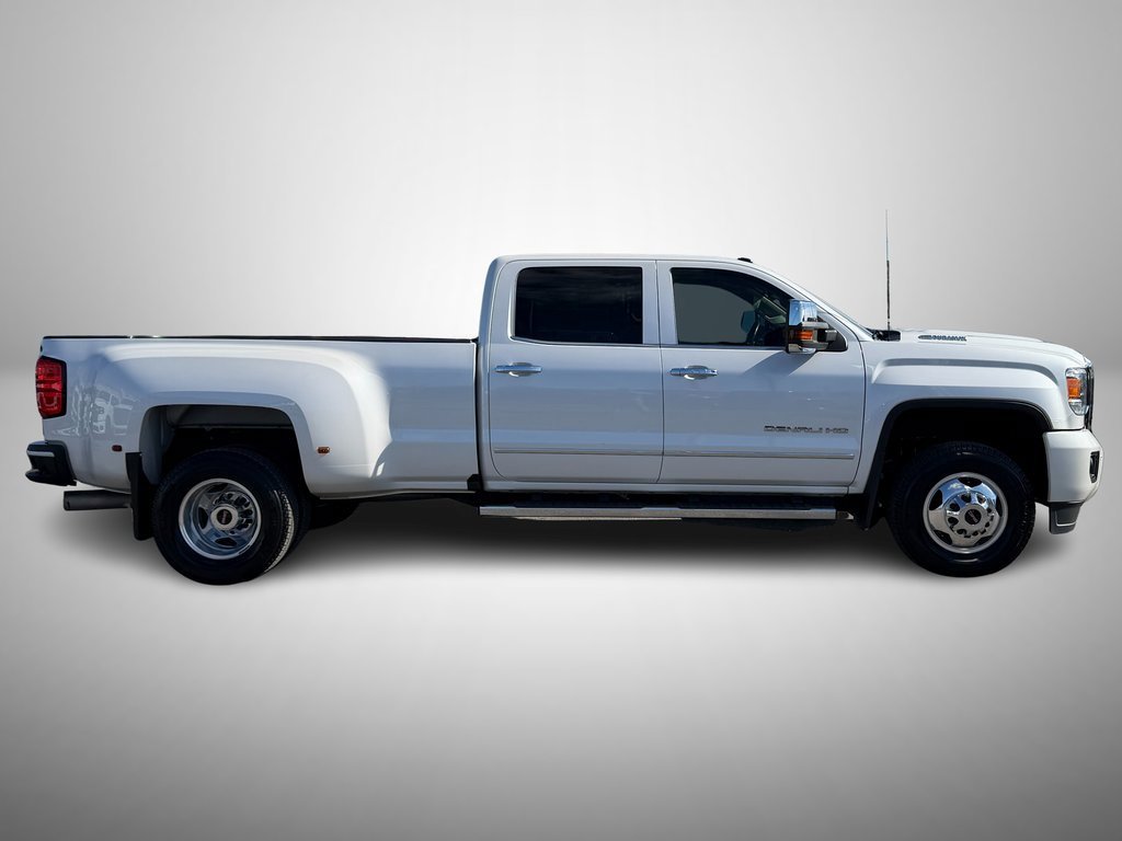 Used 2018 GMC Sierra 3500 Denali w/ Duramax Plus Package image 5