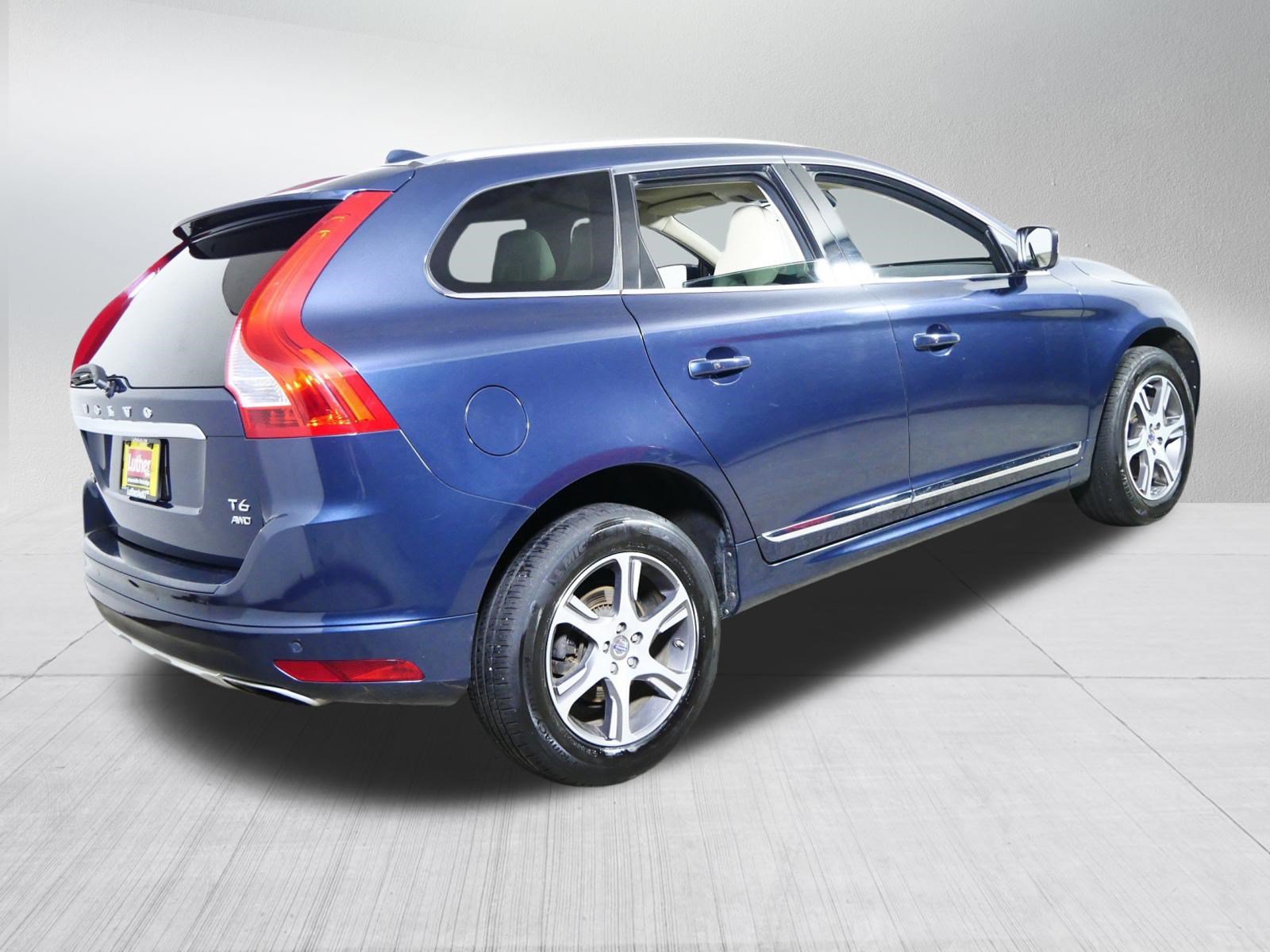 Used 2015 Volvo XC60 T6 AWD/4WD image 7