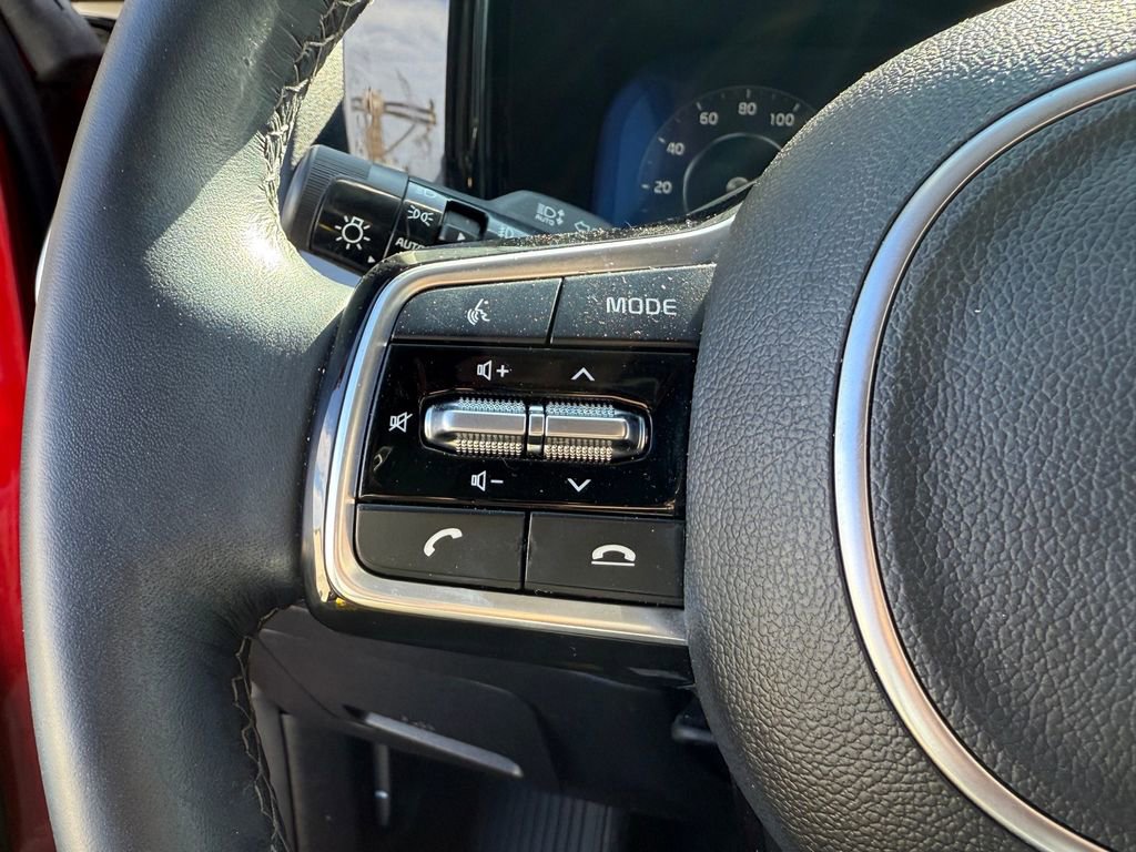 Used 2023 Kia Sorento SX image 24