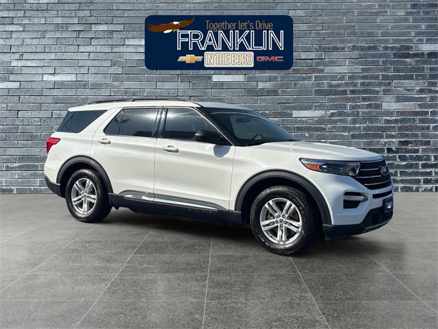 Used 2022 Ford Explorer XLT w/ Equipment Group 202A image 7