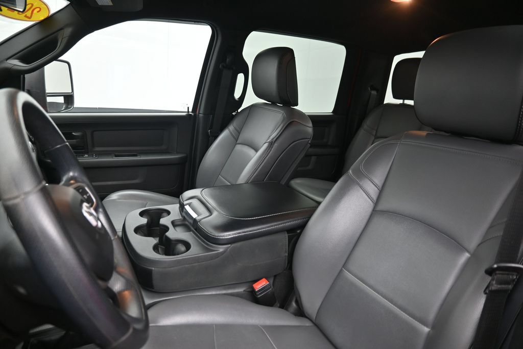 Used 2024 RAM 3500 Tradesman AWD/4WD image 21
