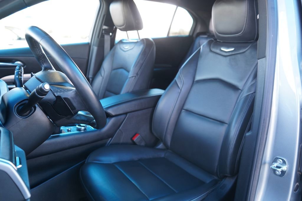 Used 2025 Cadillac XT4 Premium Luxury AWD/4WD image 18