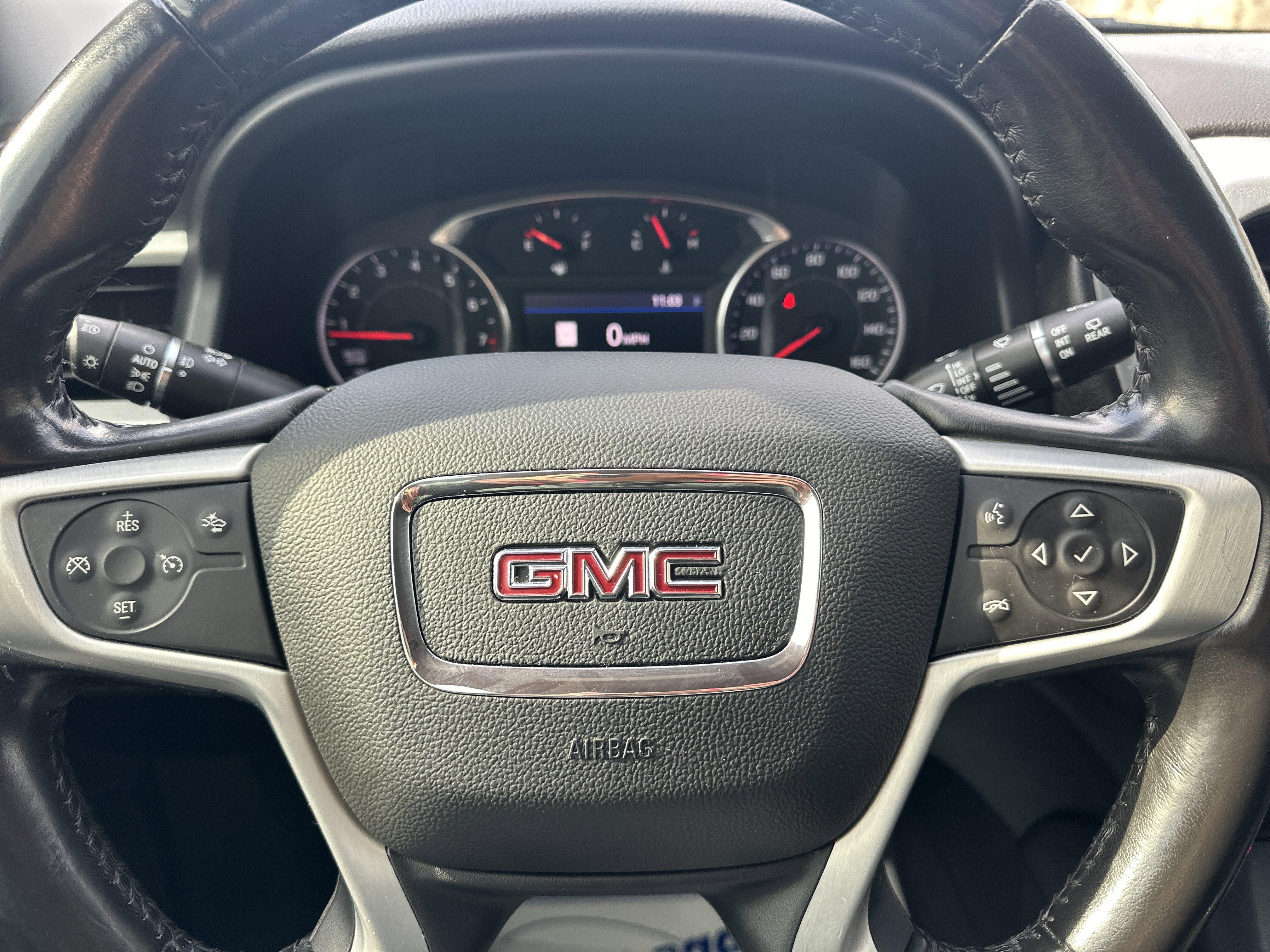 Used 2021 GMC Acadia SLT w/ Trailering Package image 18