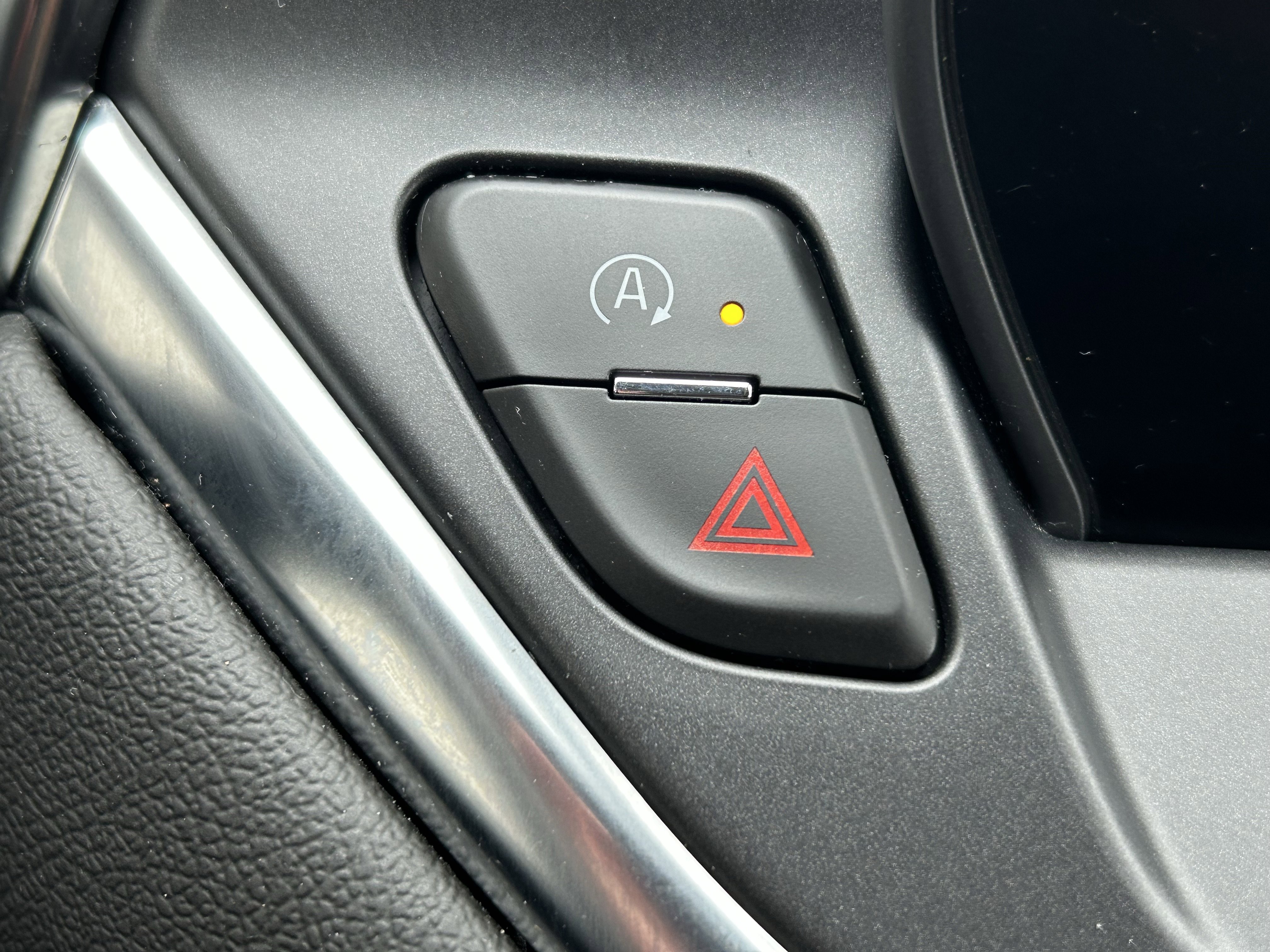 Used 2025 Chevrolet Blazer LT image 27