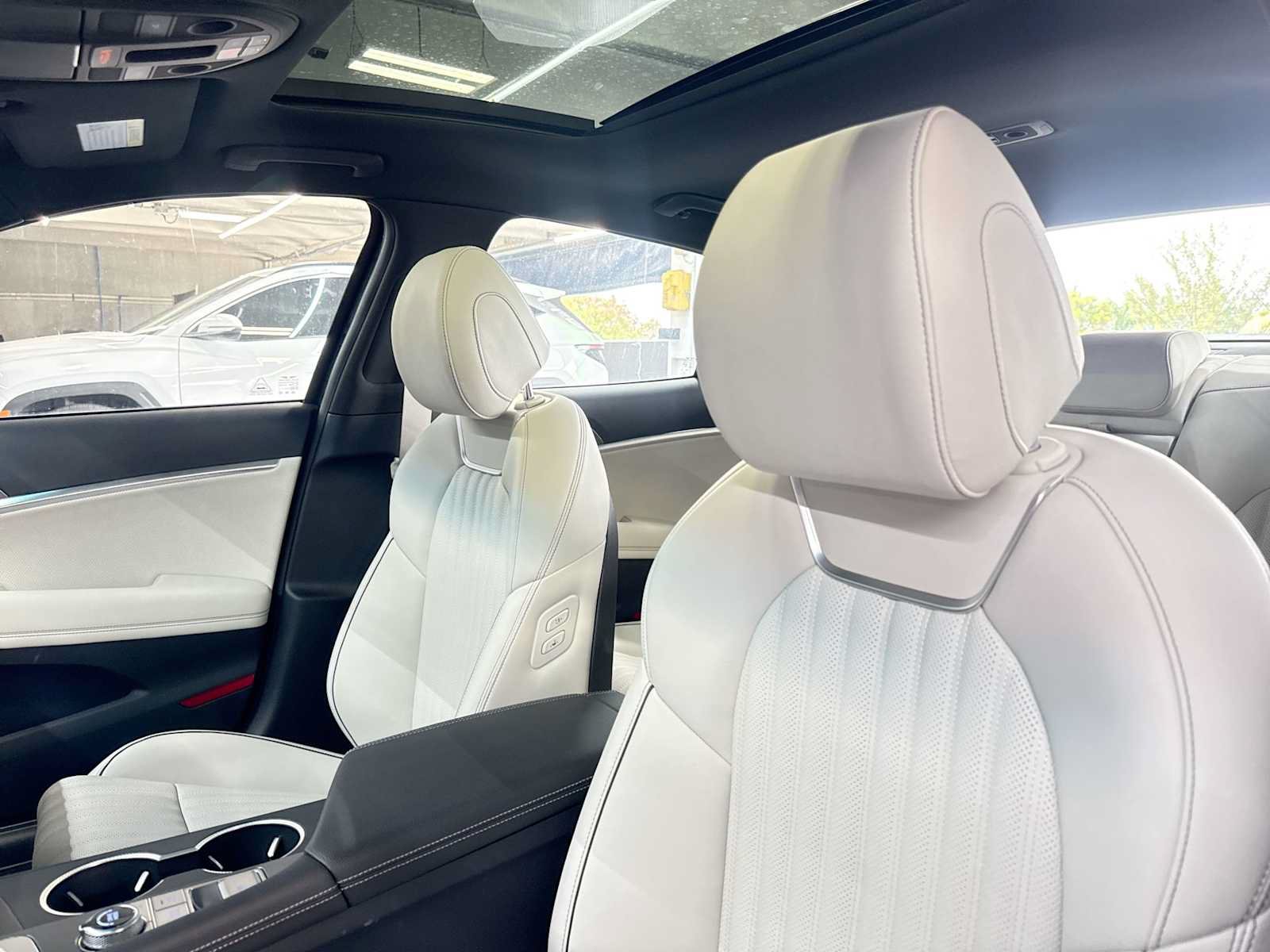 New 2026 Genesis G70 3.3T Sport Prestige RWD image 14