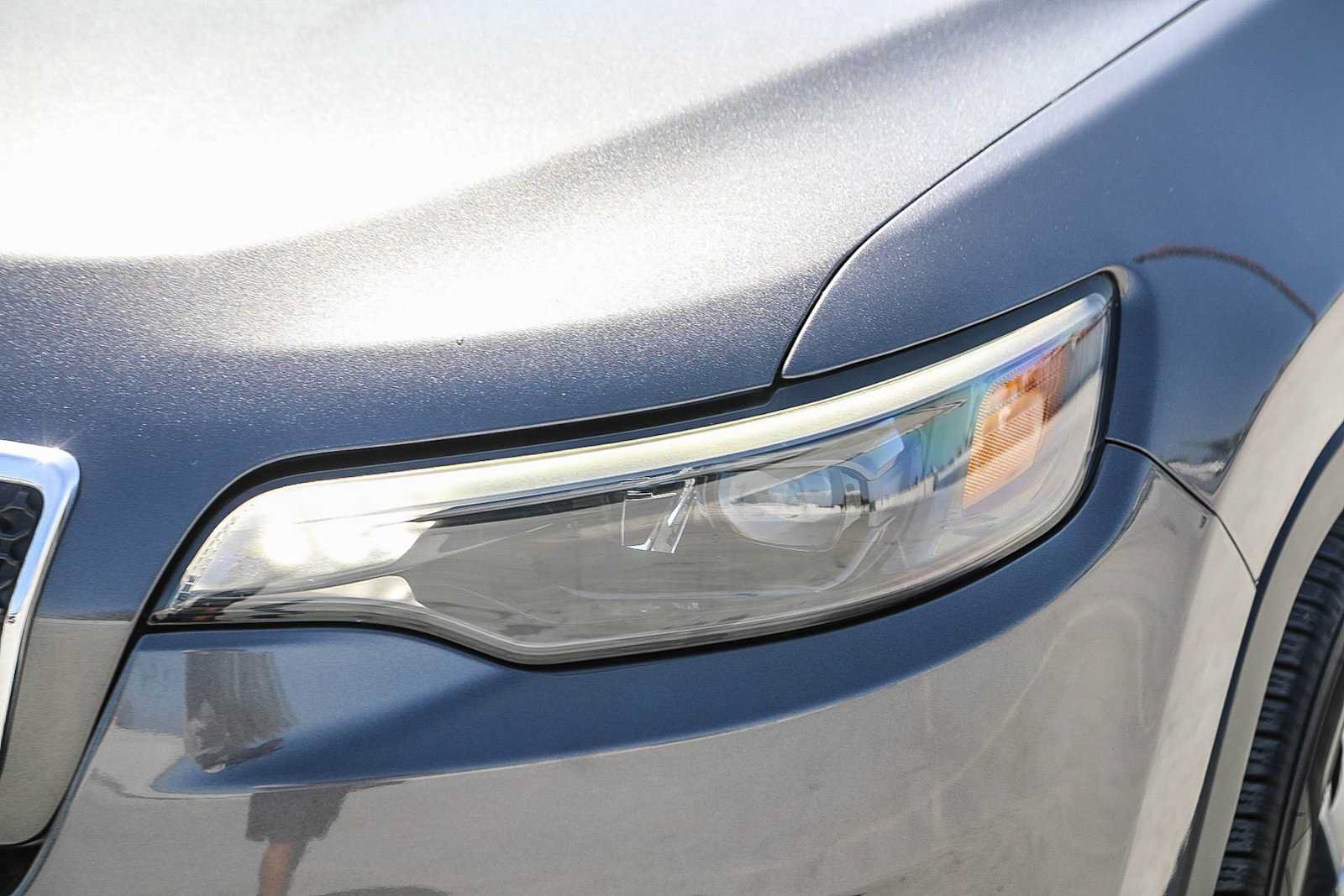 Used 2021 Jeep Cherokee Latitude Lux FWD image 8