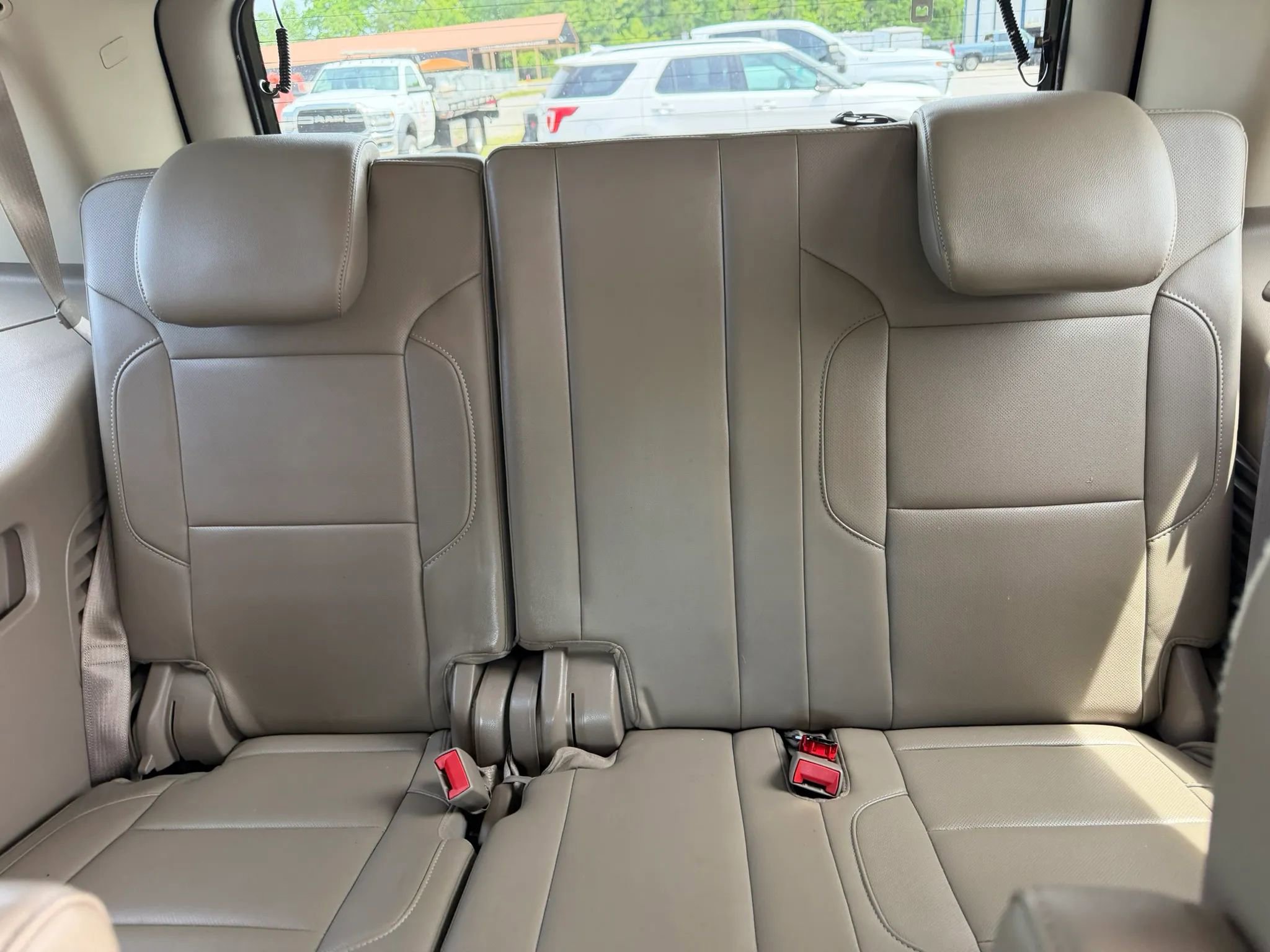 Used 2015 Chevrolet Tahoe LTZ AWD/4WD image 11