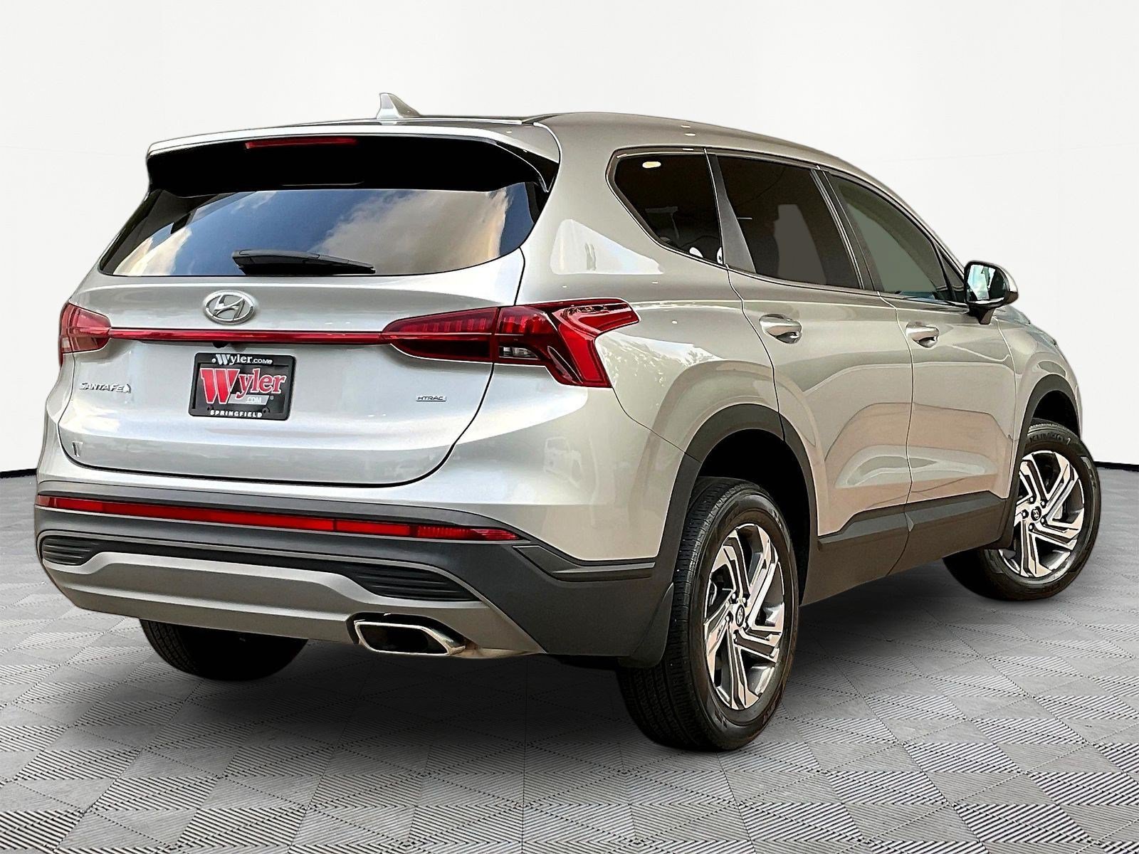 Used 2023 Hyundai Santa Fe SE AWD/4WD image 6