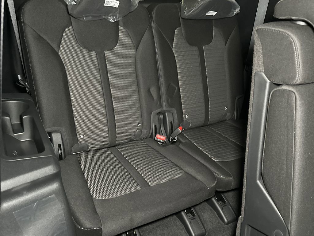New 2026 Kia Sorento LX FWD image 13