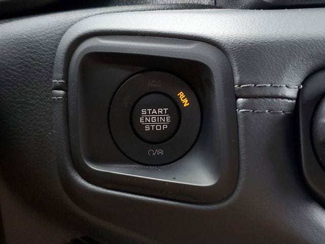 Certified 2026 Jeep Wrangler Unlimited Sahara w/ Safety Group AWD/4WD image 34