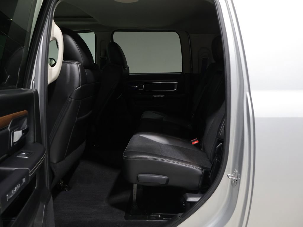 Used 2016 RAM 3500 Laramie image 18