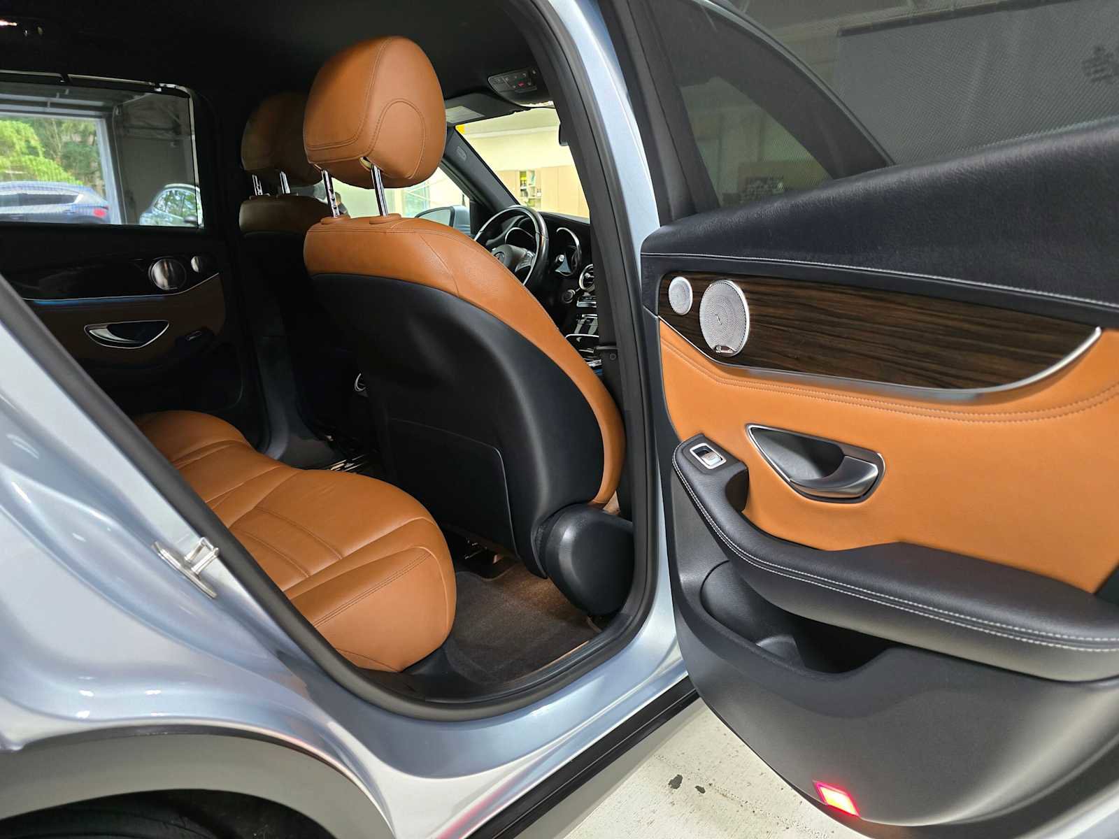 Used 2017 Mercedes-Benz GLC 300 4MATIC image 15