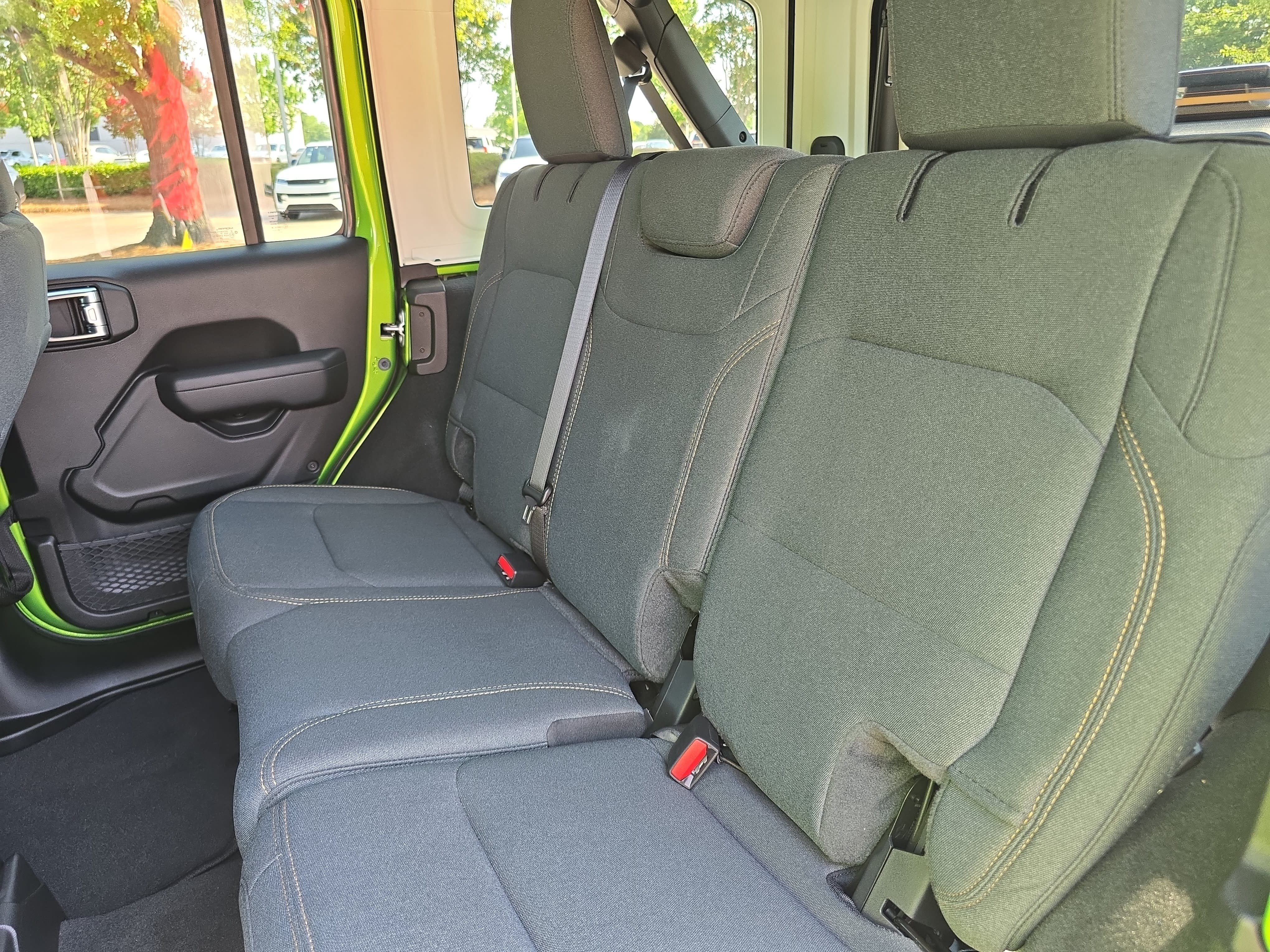 Used 2026 Jeep Wrangler Unlimited Sport AWD/4WD image 13