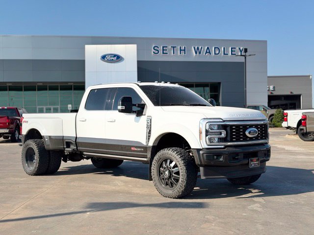 Certified 2025 Ford F450 King Ranch w/ FX4 Off-Road Package AWD/4WD image 1