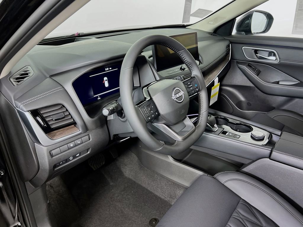 New 2026 Nissan Rogue Platinum AWD/4WD image 8