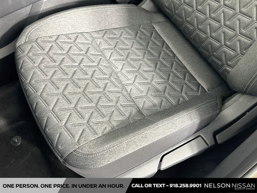 New 2027 Nissan Kicks SV w/ Cold Weather Package FWD image 18