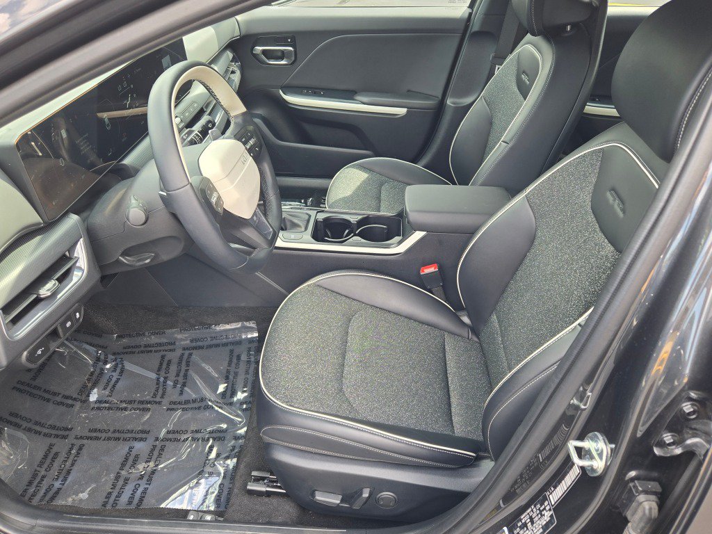 Used 2025 Kia K4 GT-Line FWD image 22