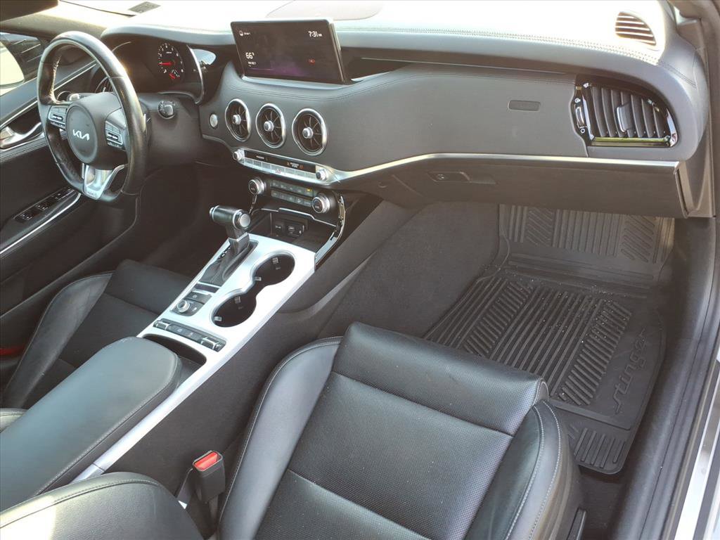 Used 2022 Kia Stinger GT1 image 18