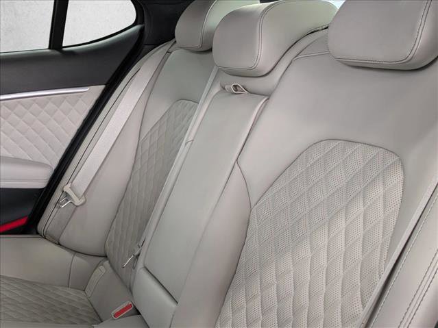 Used 2022 Genesis G70 3.3T RWD image 24