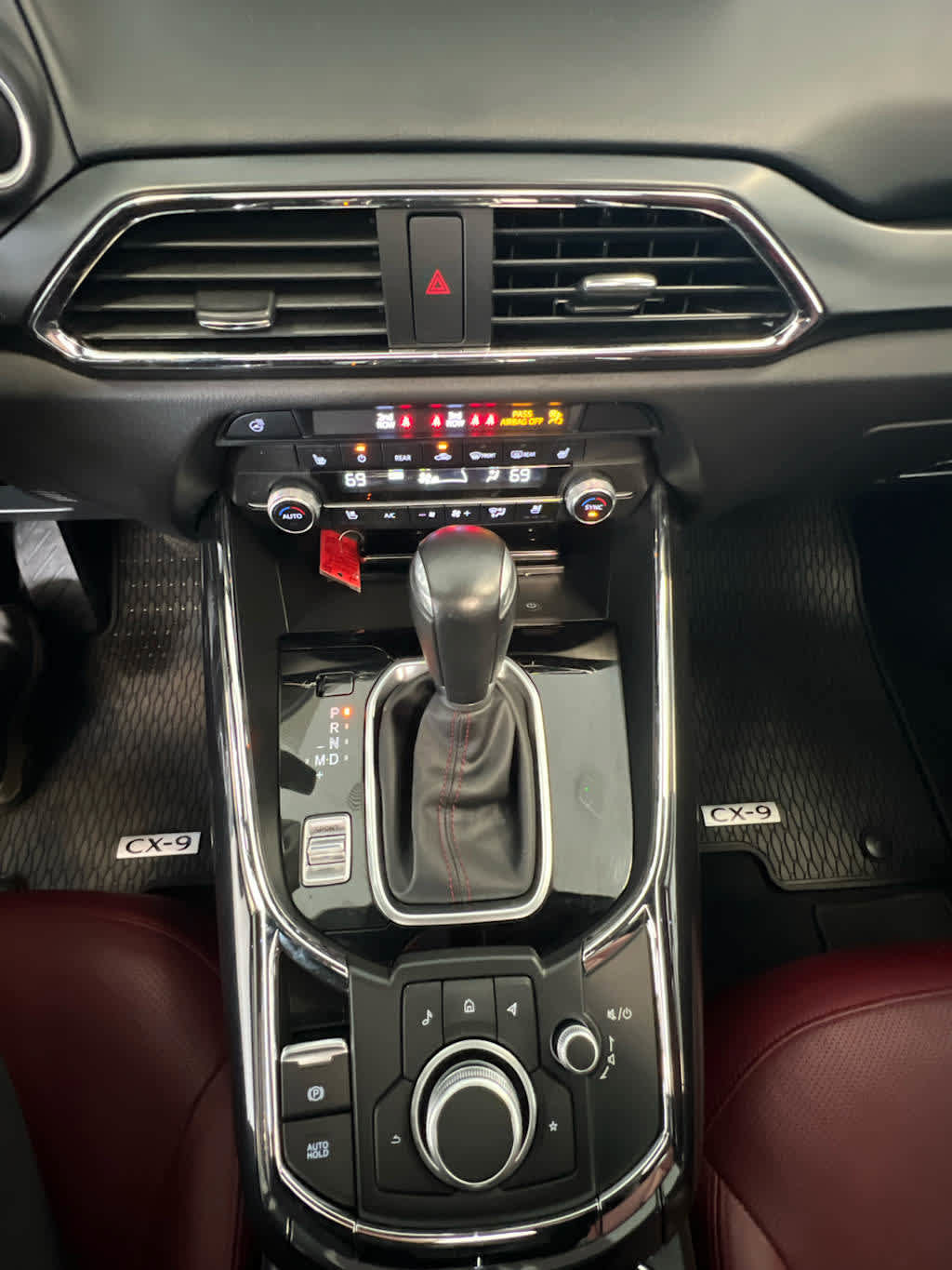Certified 2022 MAZDA CX-9 Carbon Edition image 12