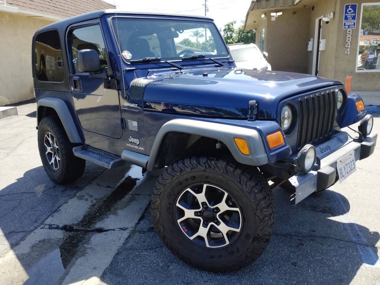 Used 2004 Jeep Wrangler 4WD image 4
