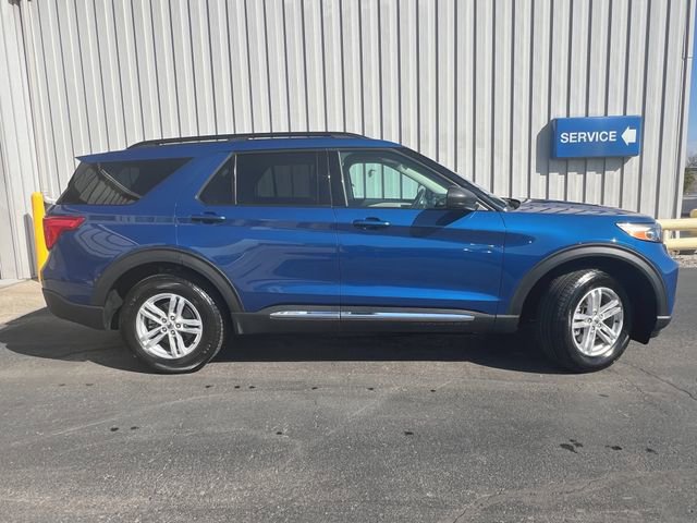 Used 2022 Ford Explorer XLT w/ Class IV Trailer Tow Package image 11