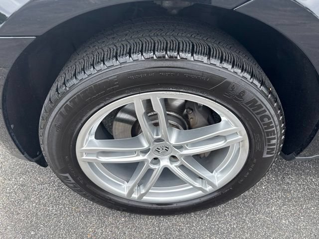 Used 2020 Porsche Macan AWD/4WD image 12
