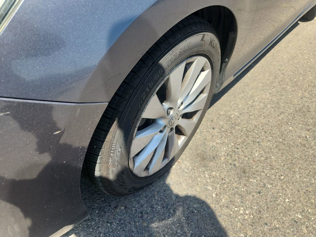 Used 2015 Honda Accord EX image 7