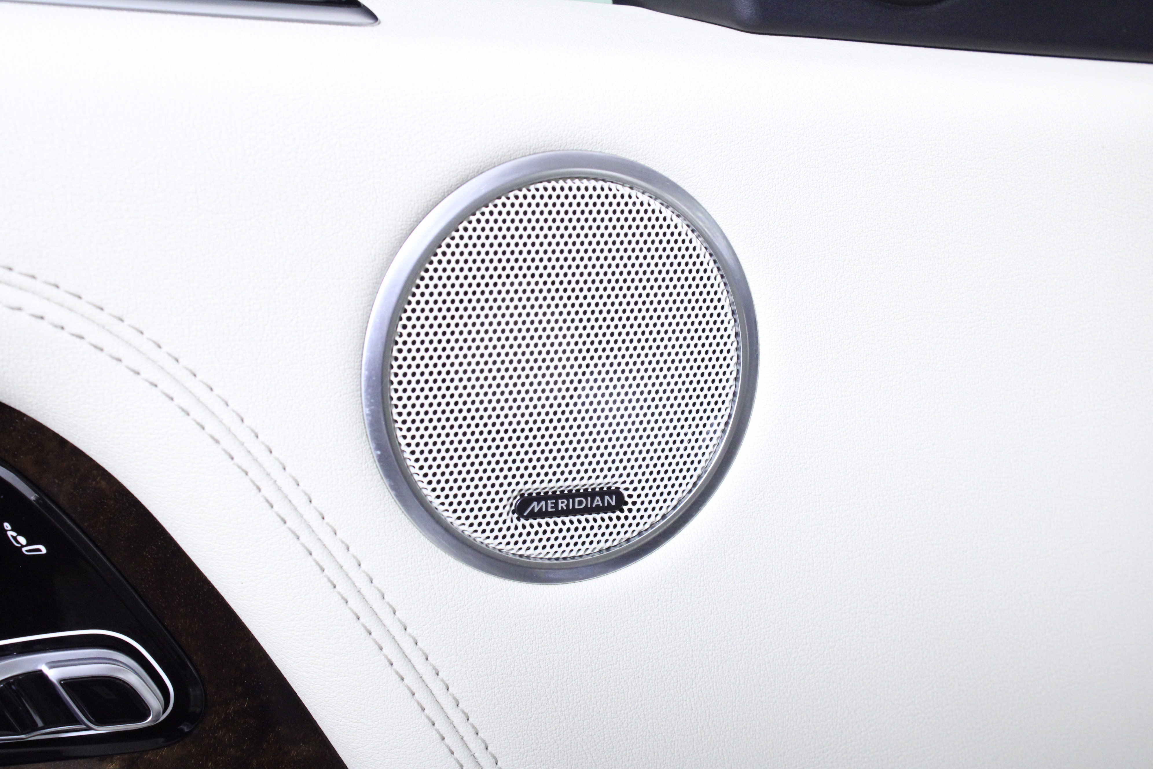 Used 2019 Land Rover Range Rover HSE image 22