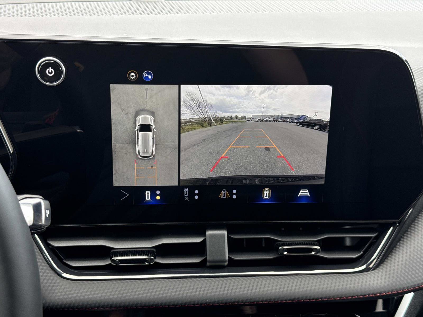 New 2026 Chevrolet Equinox RS w/ Convenience Package III image 4