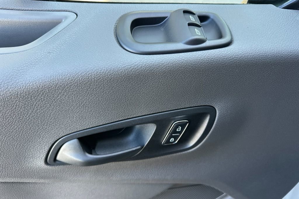 New 2026 Ford Transit 250 148 Medium Roof image 9