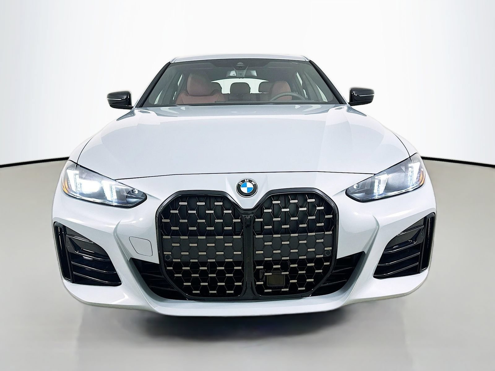 New 2026 BMW 430i xDrive w/ M Sport Package AWD/4WD image 2
