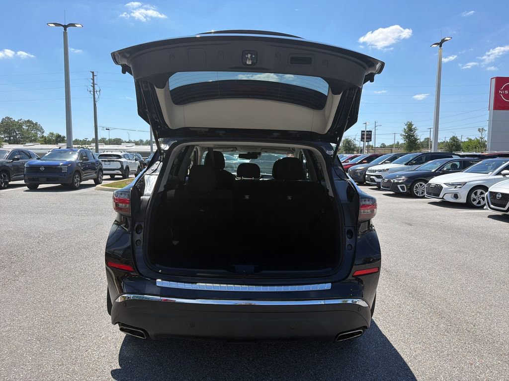 Used 2021 Nissan Murano SV AWD/4WD image 9