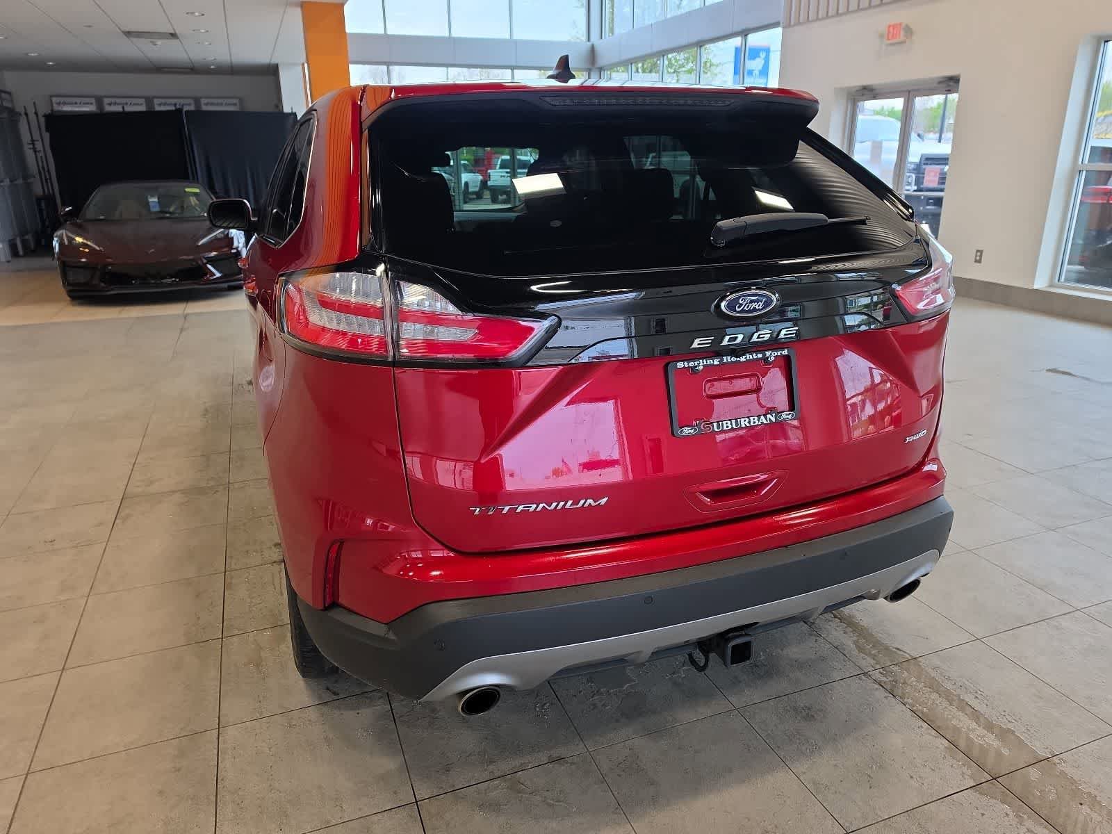 Used 2024 Ford Edge Titanium w/ Equipment Group 301A AWD/4WD image 10