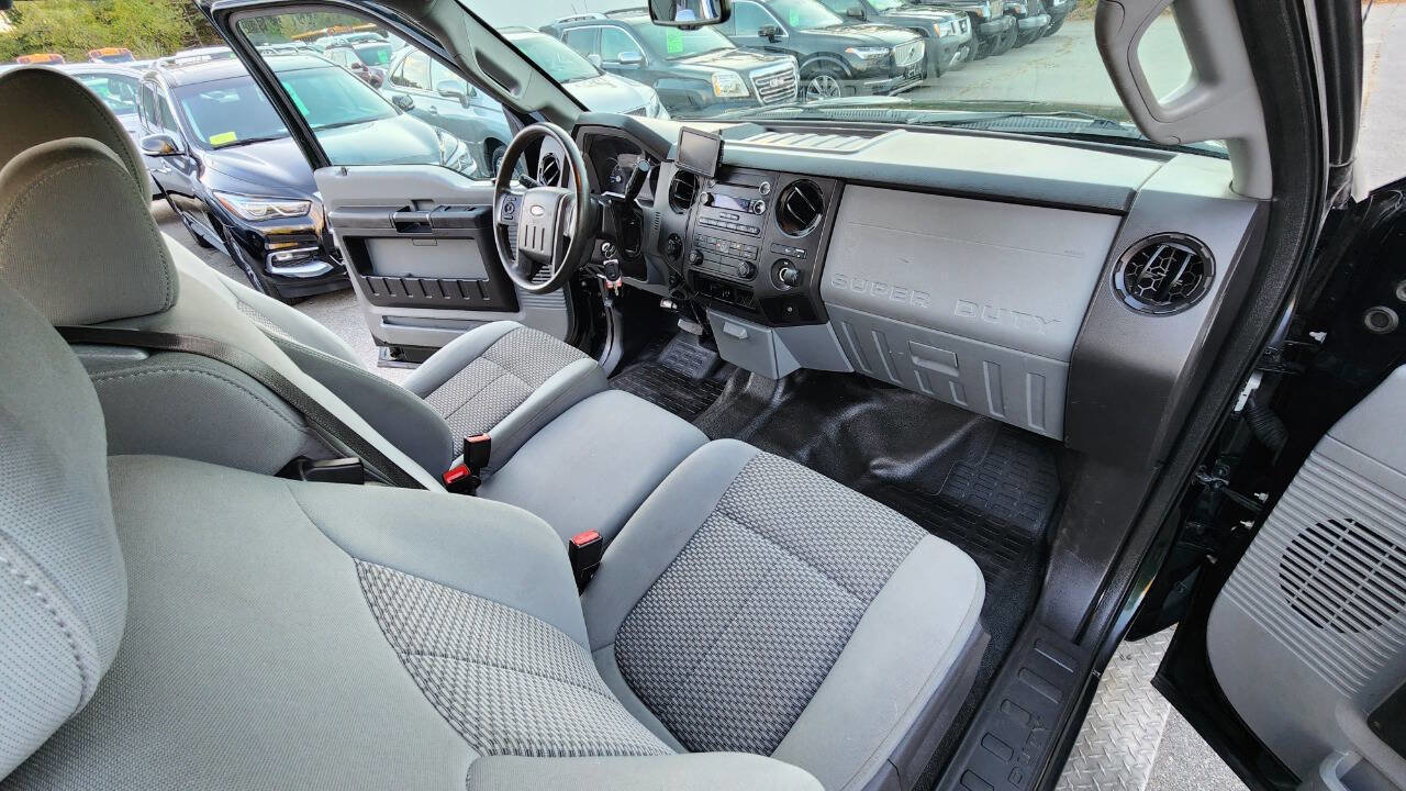 Used 2015 Ford F250 XL w/ Power Equipment Group image 35